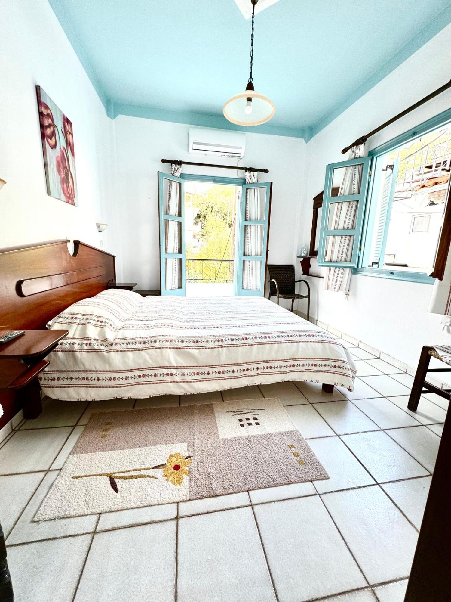 Patras Rooms Est 1990 Φούρνοι Ικαρίας Εξωτερικό φωτογραφία