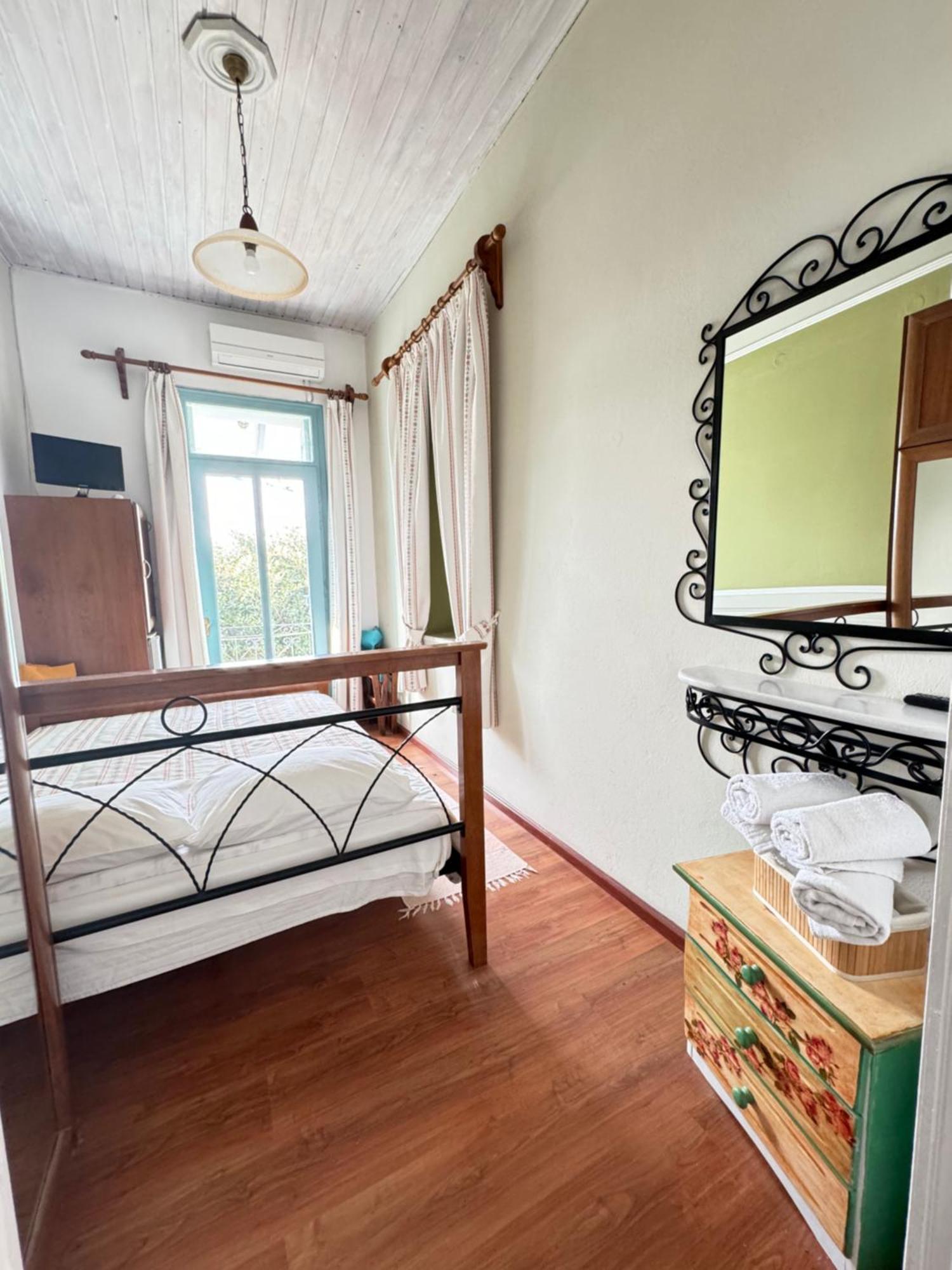 Patras Rooms Est 1990 Φούρνοι Ικαρίας Εξωτερικό φωτογραφία