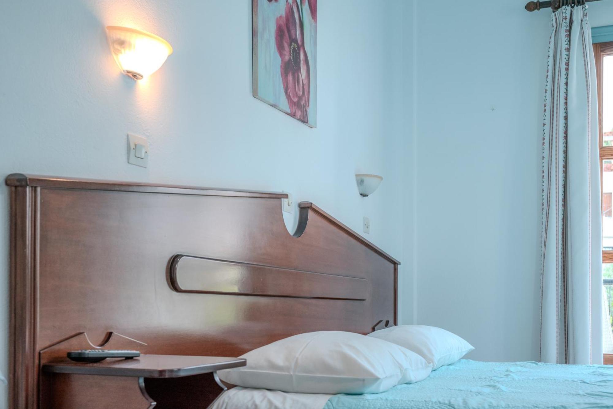 Patras Rooms Est 1990 Φούρνοι Ικαρίας Εξωτερικό φωτογραφία