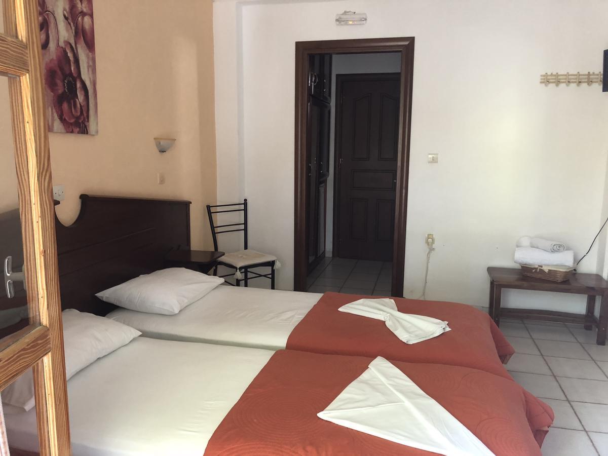 Patras Rooms Est 1990 Φούρνοι Ικαρίας Εξωτερικό φωτογραφία